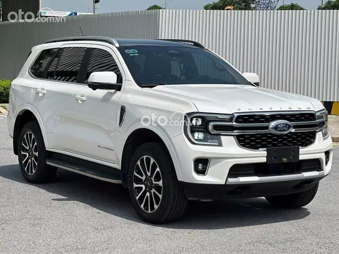 2024 Ford Everest Platinum 2.0L 4x4 AT