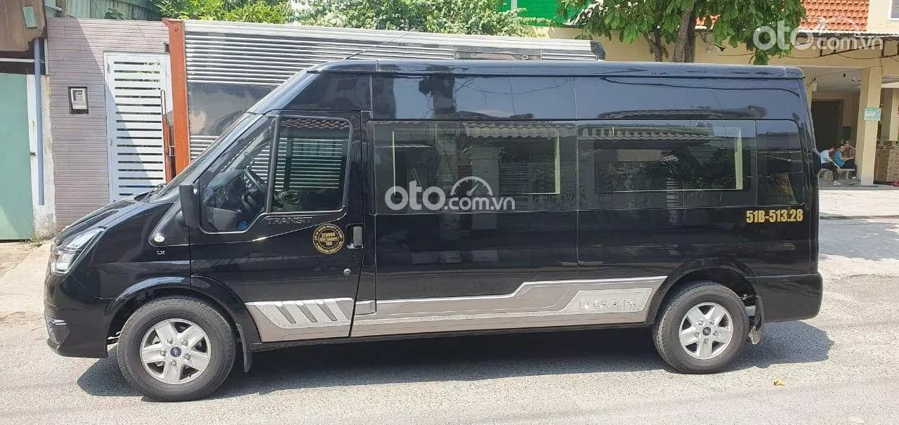 2023 Ford Transit Cao cấp
