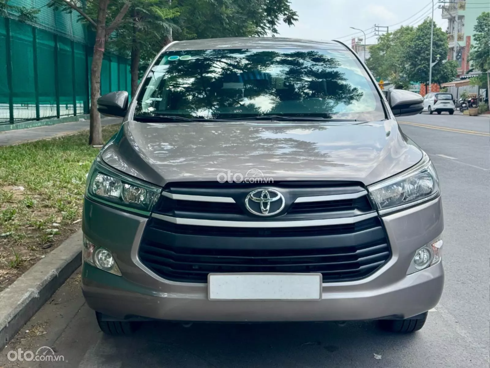 2019 Toyota Innova 2.0E