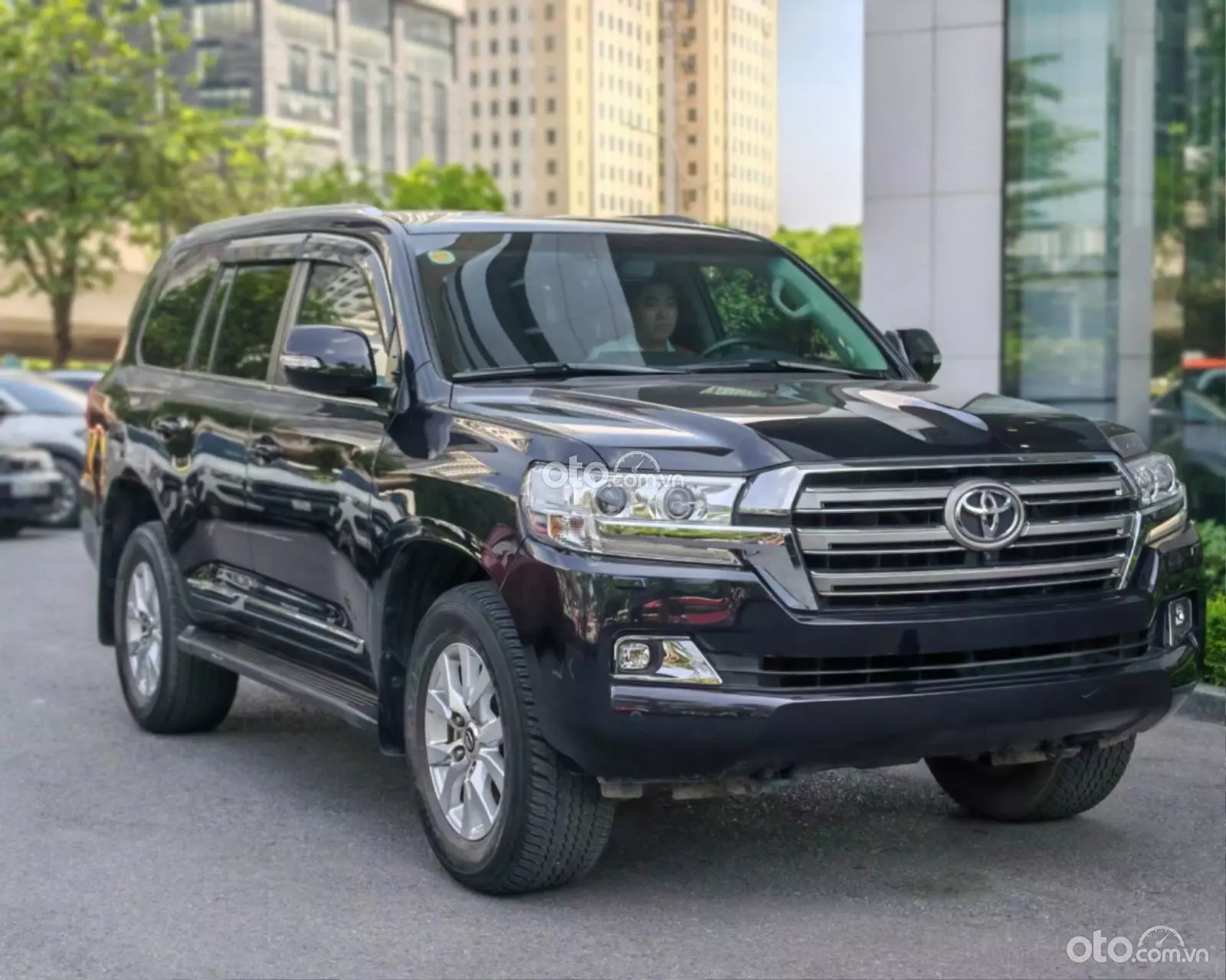 2020 Toyota Land Cruiser VX 4.6 V8