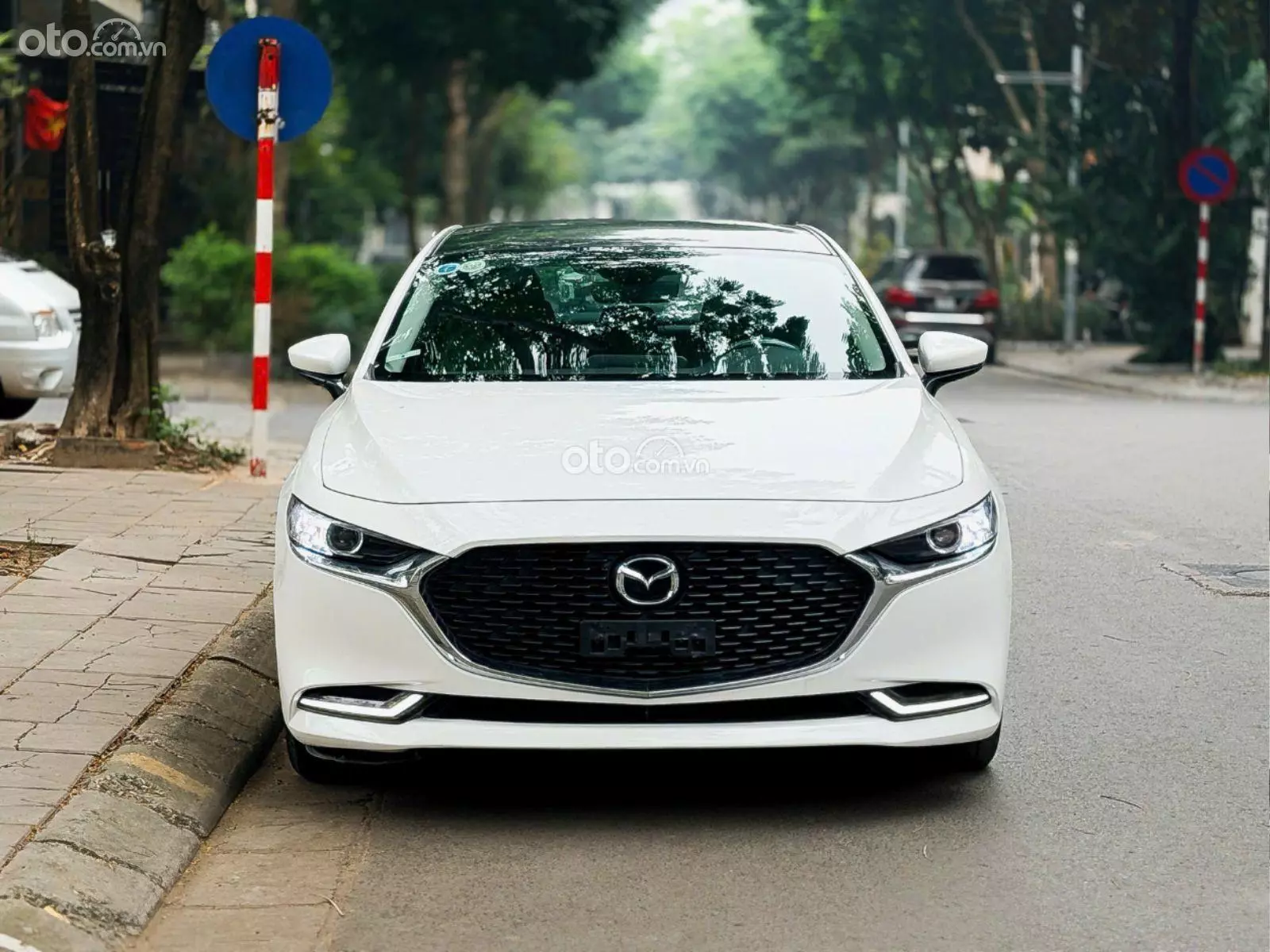 2022 Mazda 3 Sedan 1.5L Luxury