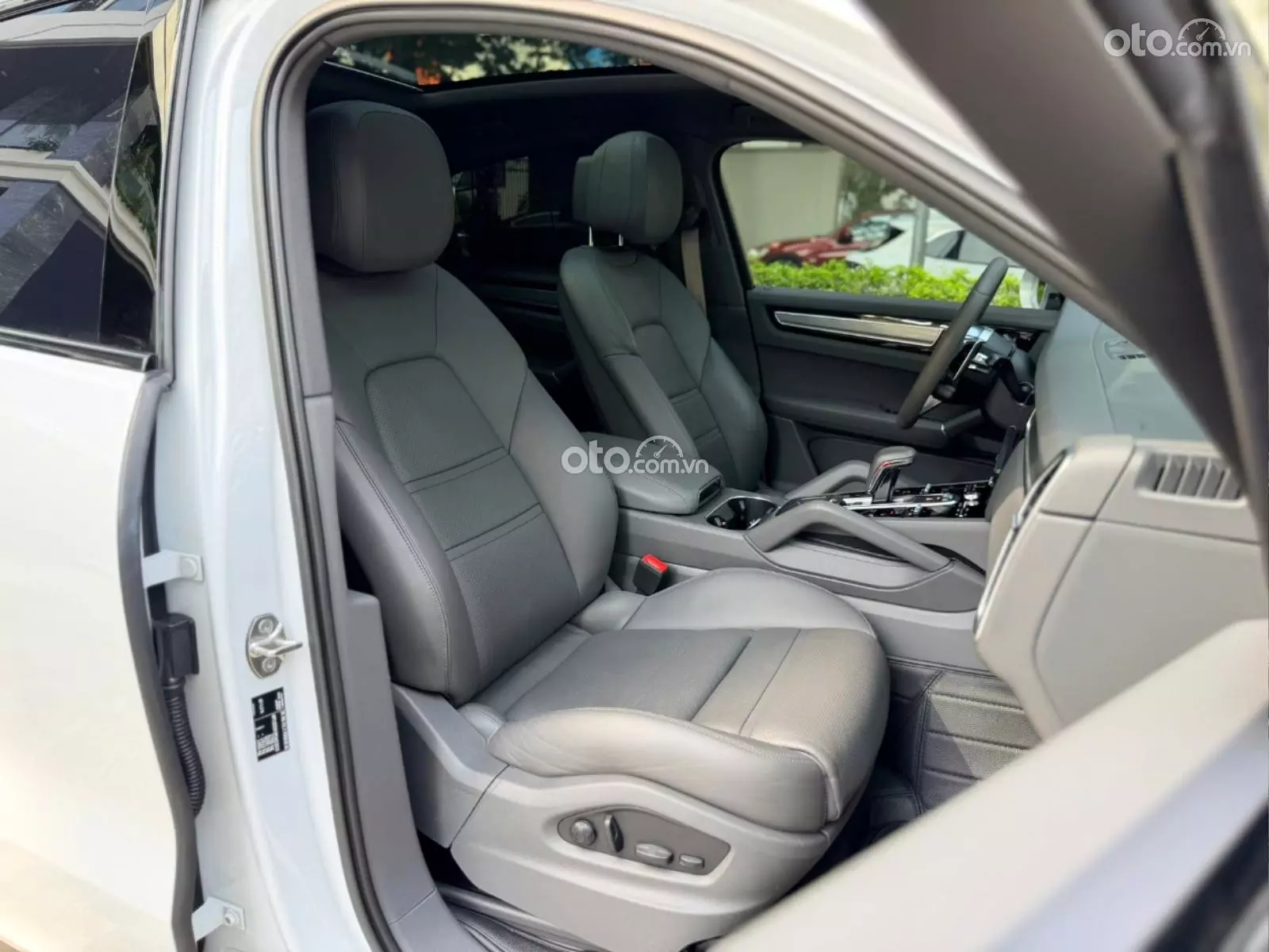 2022 Porsche Cayenne Platinum Edition - ảnh nhỏ 10