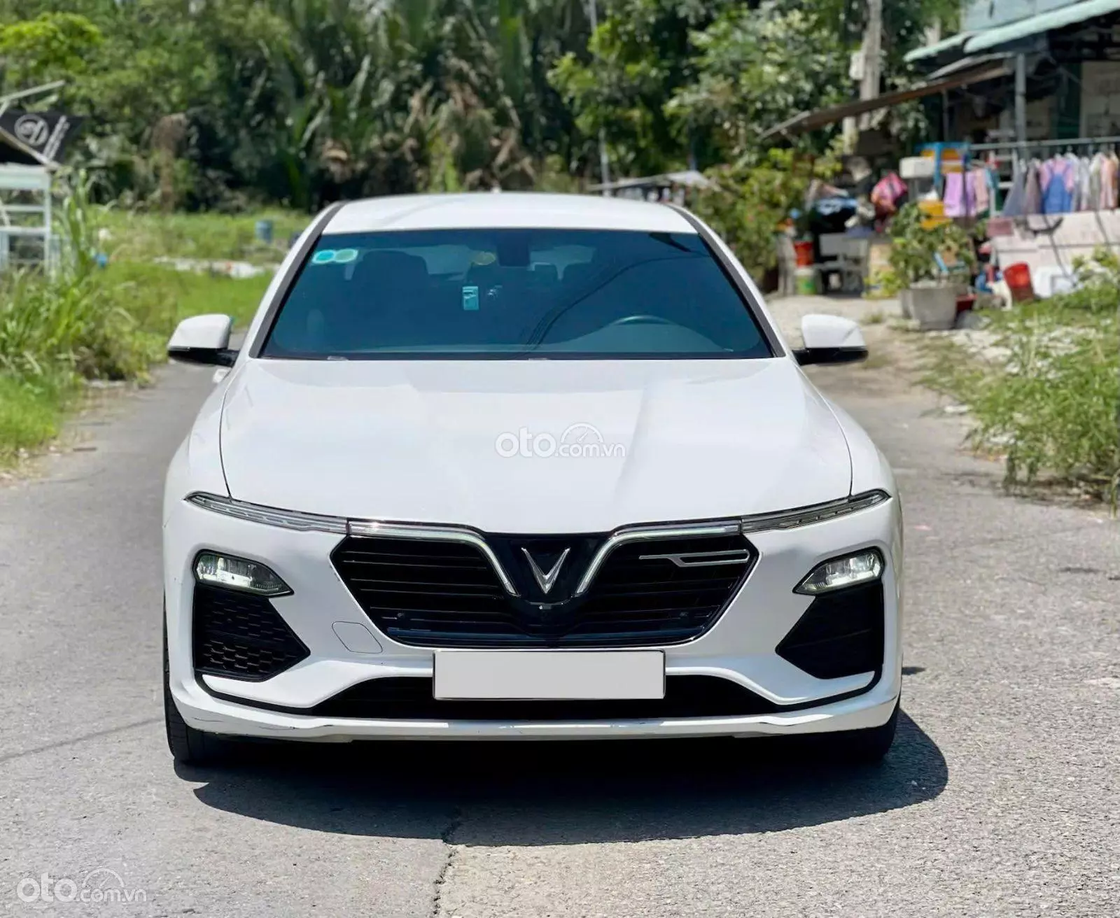 2022 VinFast LUX A2 LUX A2.0 Tiêu chuẩn