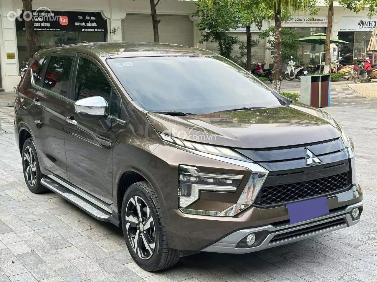 2022 Mitsubishi Xpander AT Premium