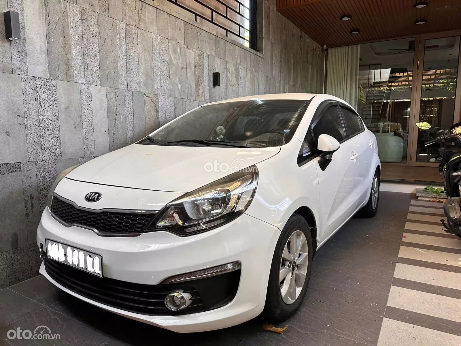 2017 Kia Rio 1.4 AT