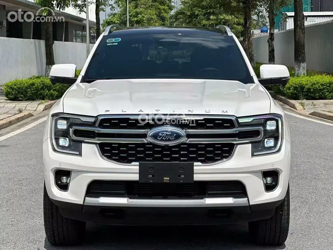 2025 Ford Everest Platinum 2.0L 4x4 AT
