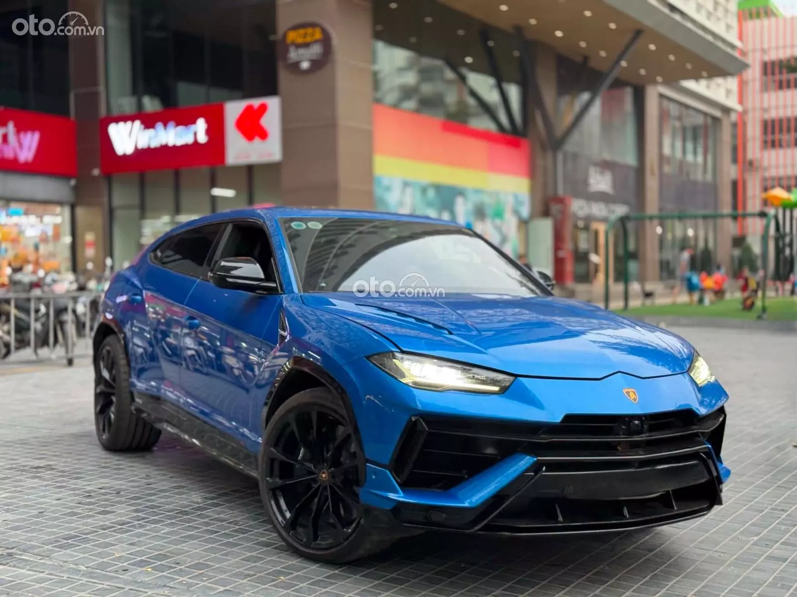2022 Lamborghini Urus 4.0 V8