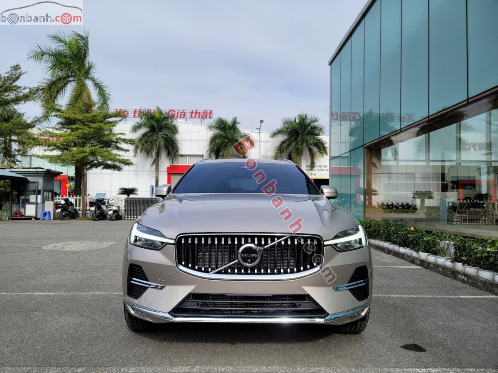 2025 Volvo XC60 Ultra B6 AWD - ảnh nhỏ 2