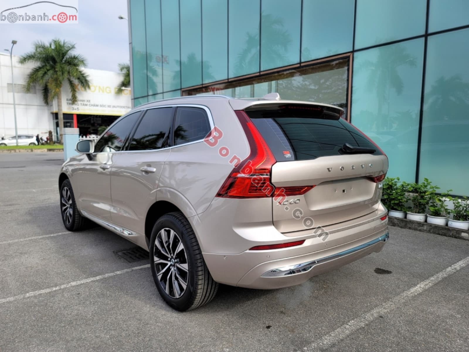 2025 Volvo XC60 Ultra B6 AWD - ảnh nhỏ 4