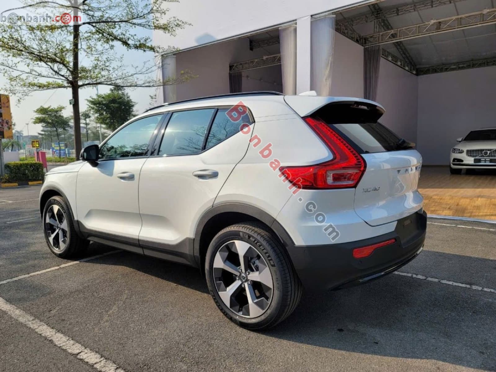 2025 Volvo XC40 Ultra B5 AWD - ảnh nhỏ 4