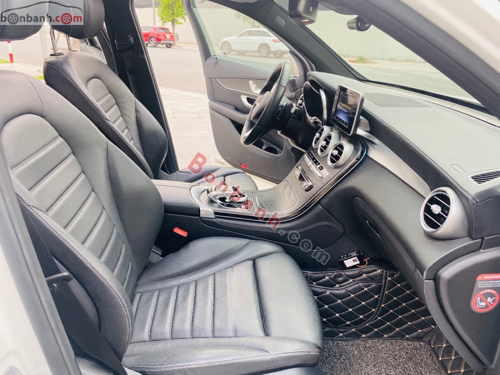 2017 Mercedes-Benz GLC 300 4Matic - ảnh nhỏ 8