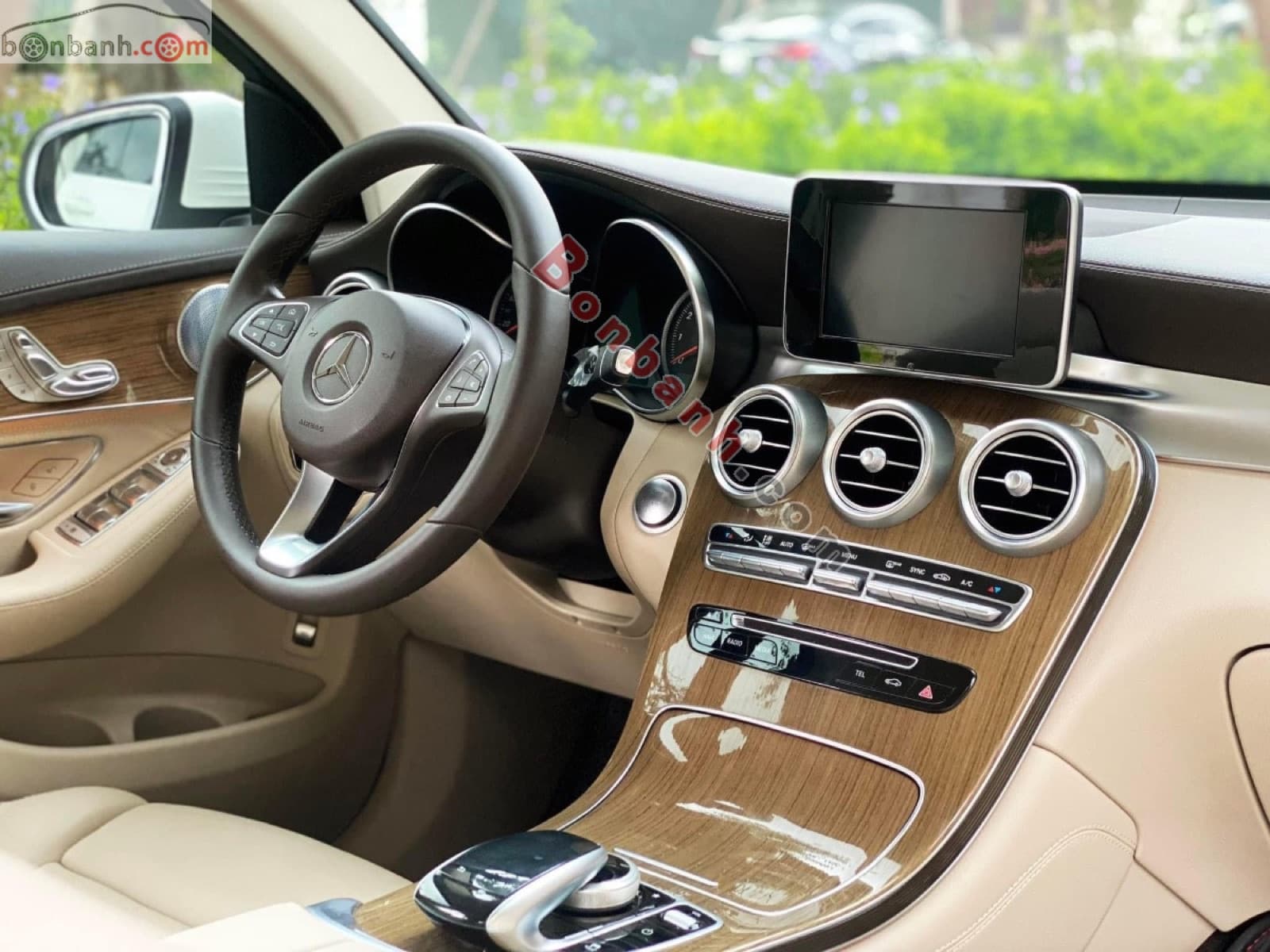 2019 Mercedes-Benz GLC 250 4Matic - ảnh nhỏ 6