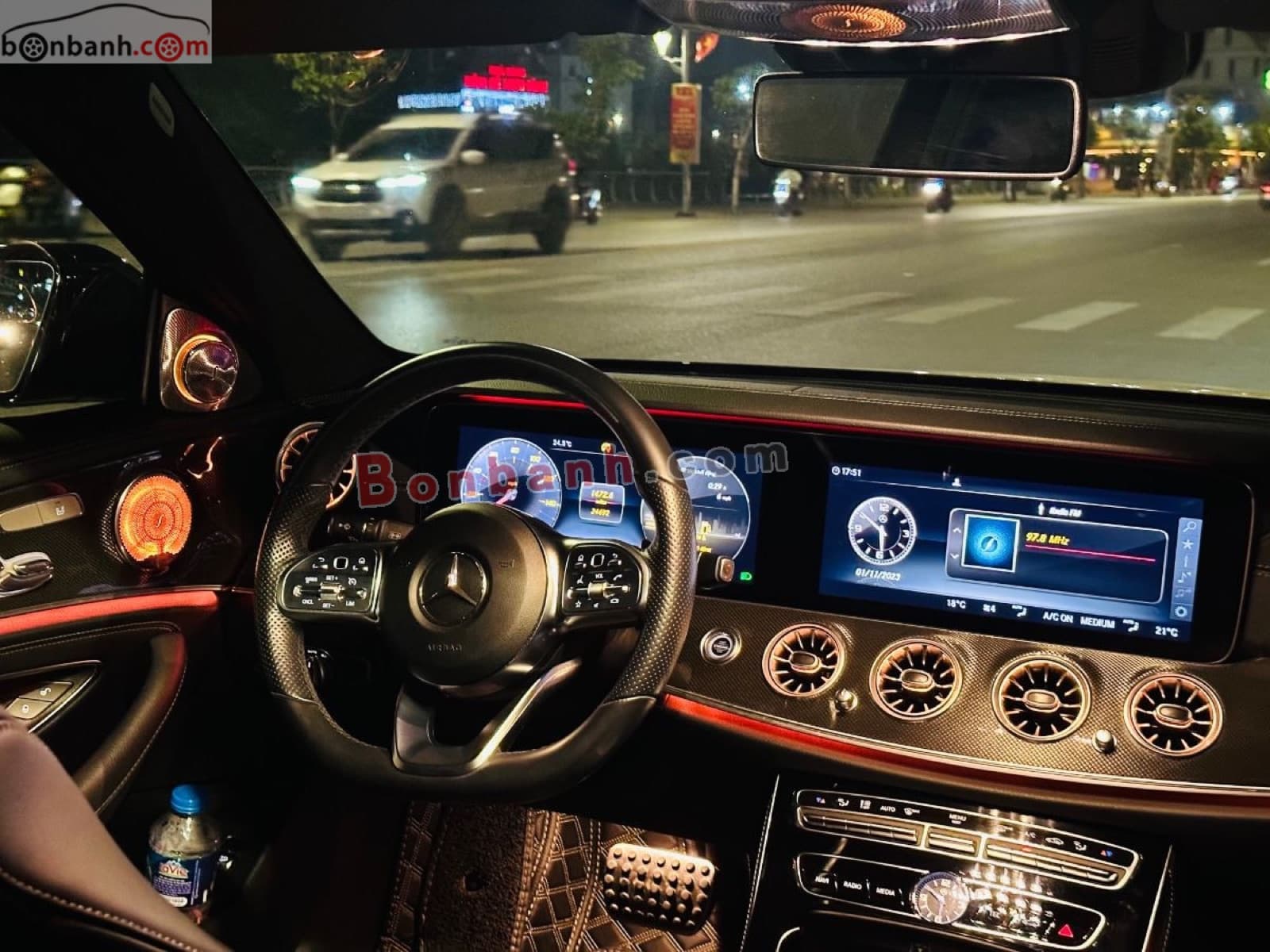 2019 Mercedes-Benz E class E300 AMG - ảnh nhỏ 9