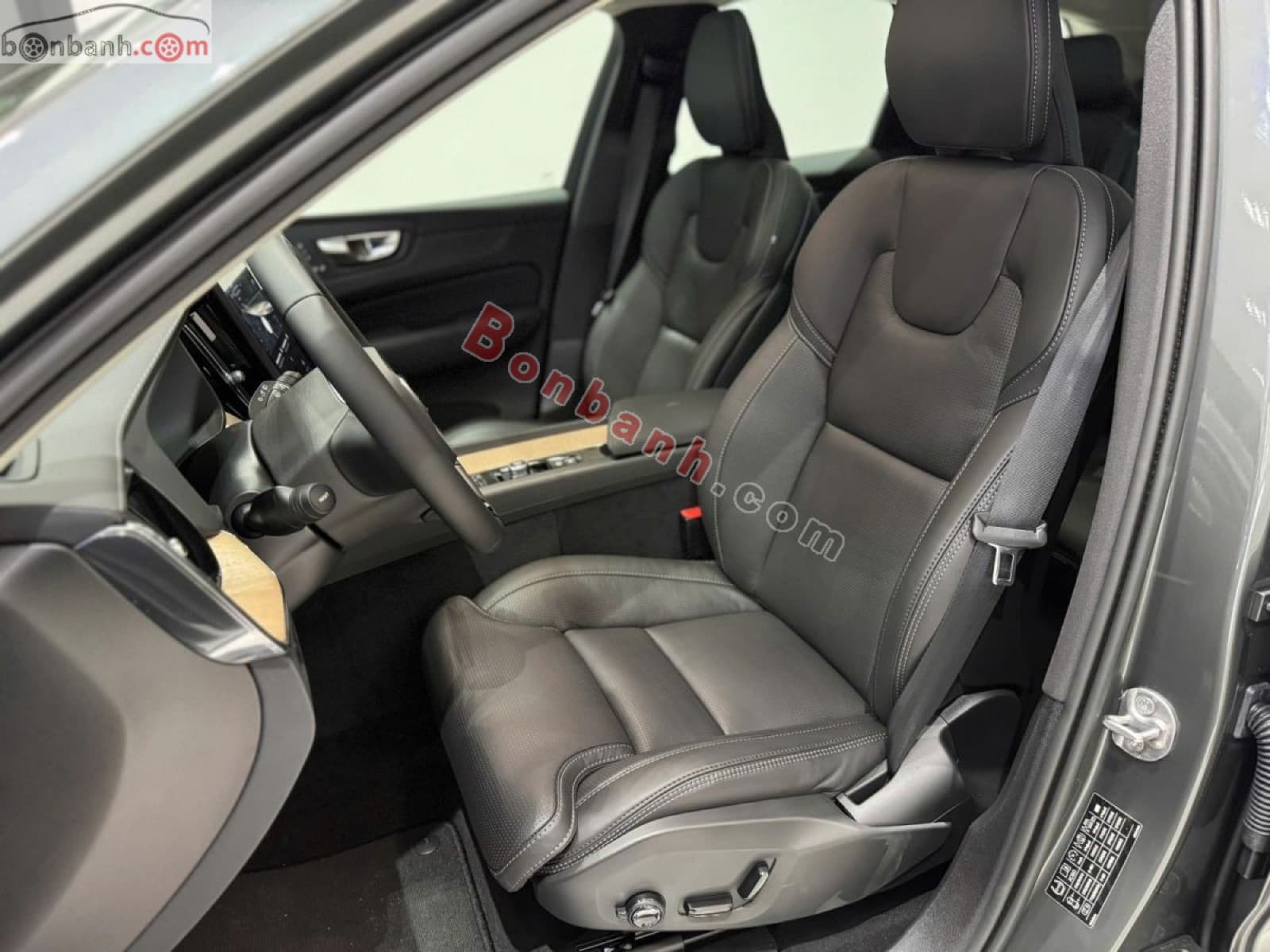 2025 Volvo XC60 Ultra B5 AWD - ảnh nhỏ 6