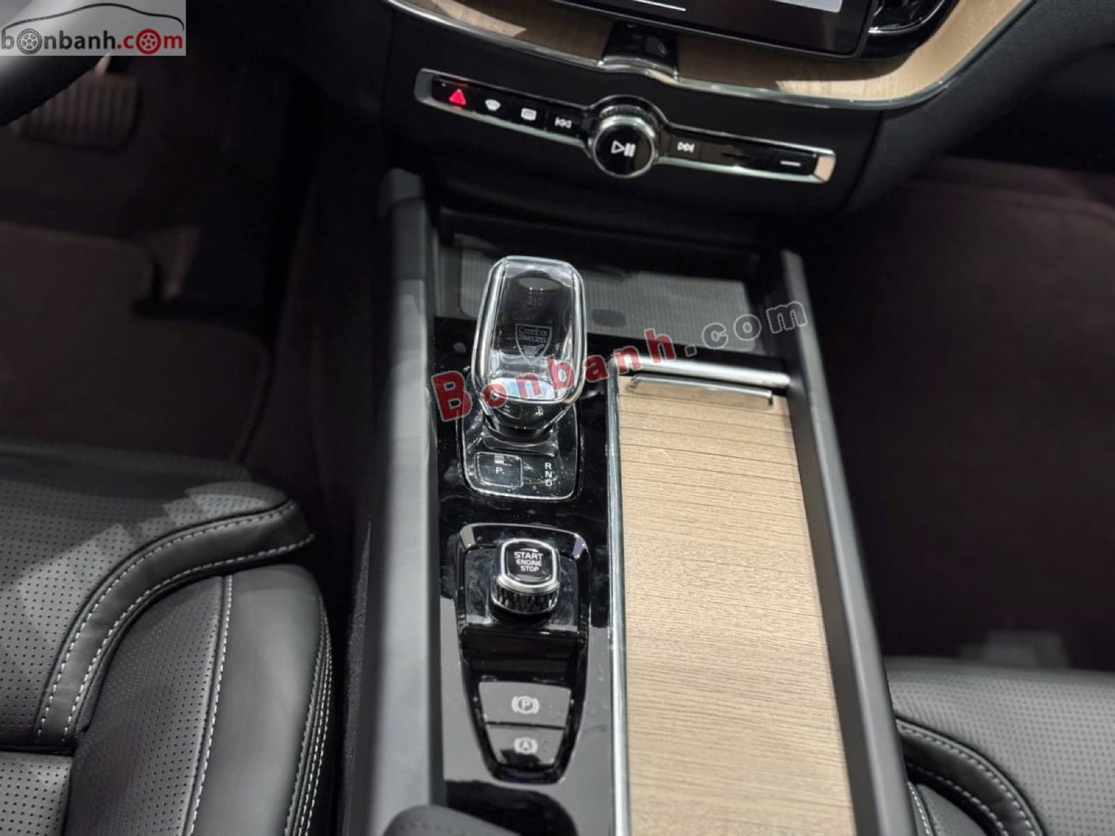 2025 Volvo XC60 Ultra B5 AWD - ảnh nhỏ 8