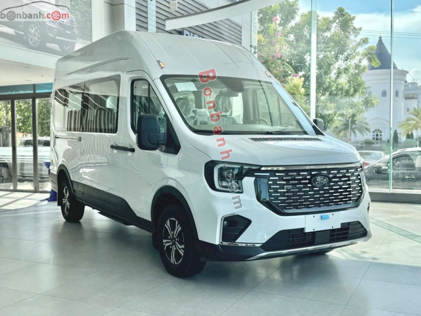 2026 Ford Transit Premium