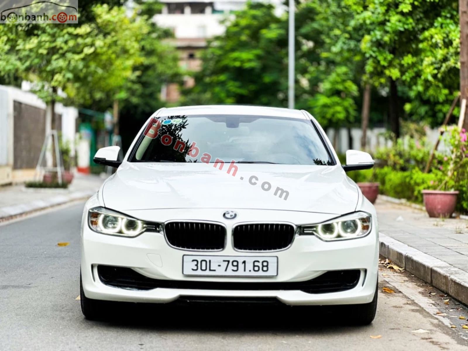 2012 BMW 3 Series 328i