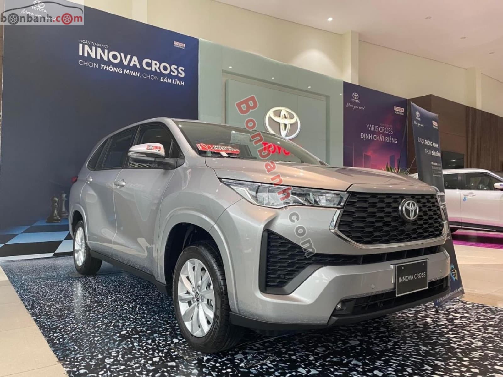 2026 Toyota Innova Cross 2.0V CVT
