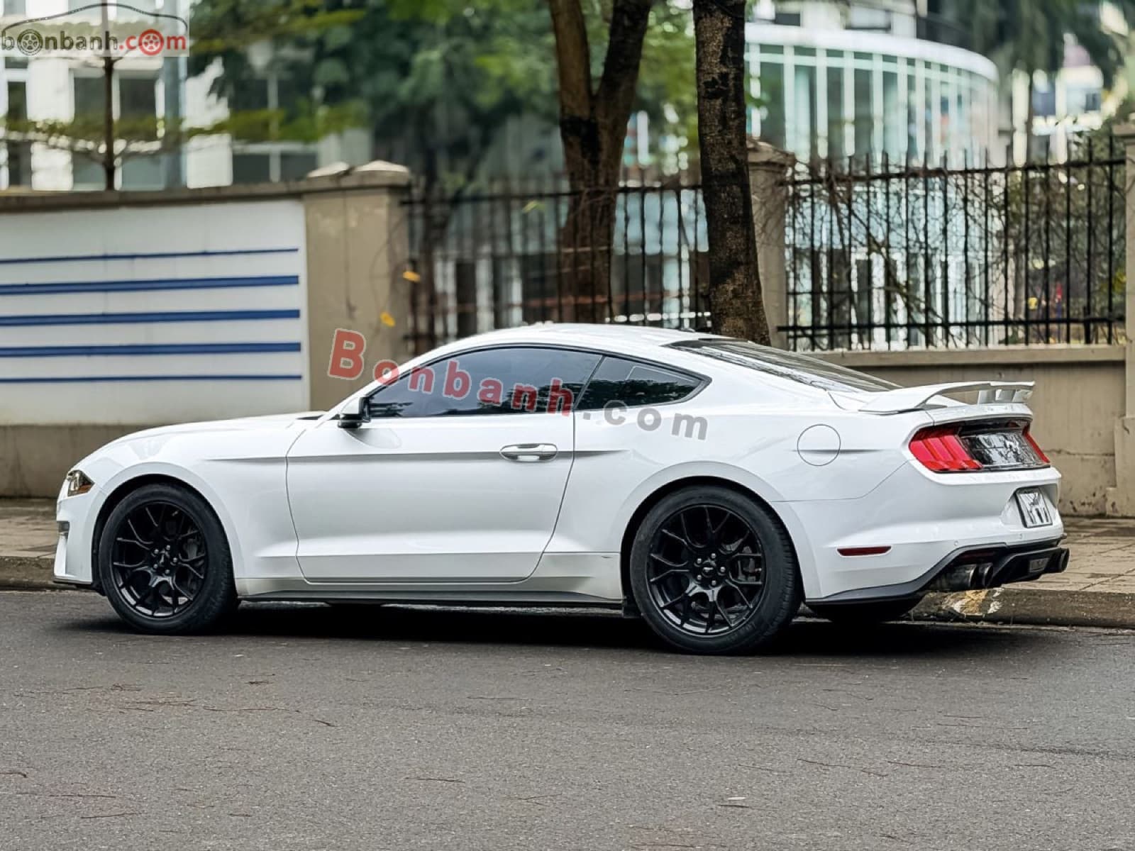 2018 Ford Mustang EcoBoost Fastback - ảnh nhỏ 3