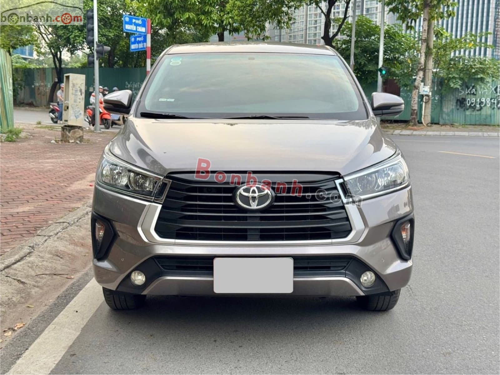 2022 Toyota Innova E 2.0 MT