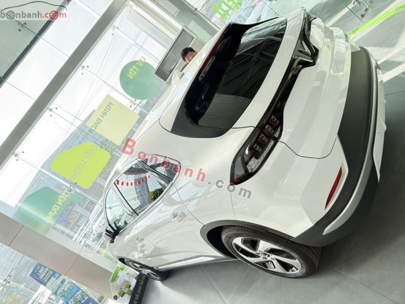 2024 VinFast VF8 S - ảnh nhỏ 3