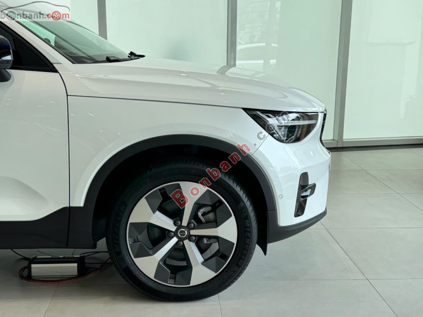 2025 Volvo XC40 Ultra B5 AWD - ảnh nhỏ 2