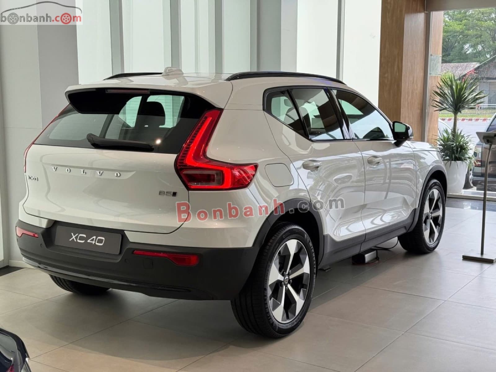 2025 Volvo XC40 Ultra B5 AWD - ảnh nhỏ 6