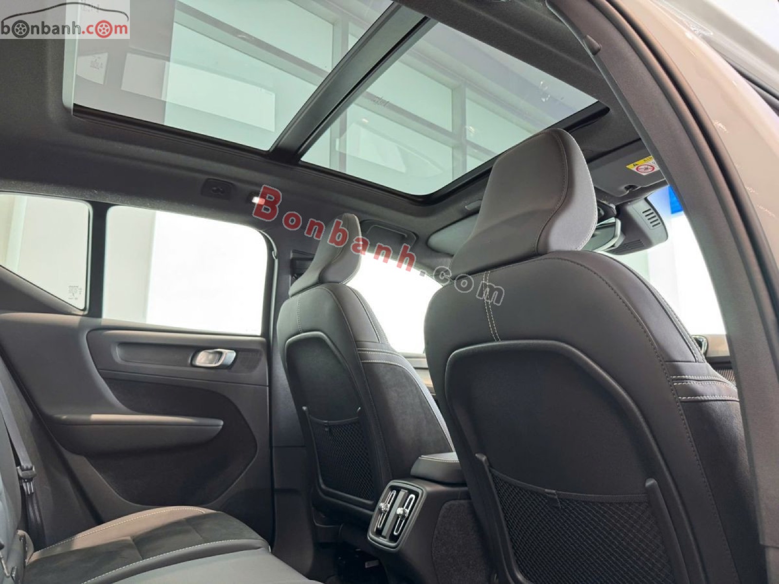 2025 Volvo XC40 Ultra B5 AWD - ảnh nhỏ 8