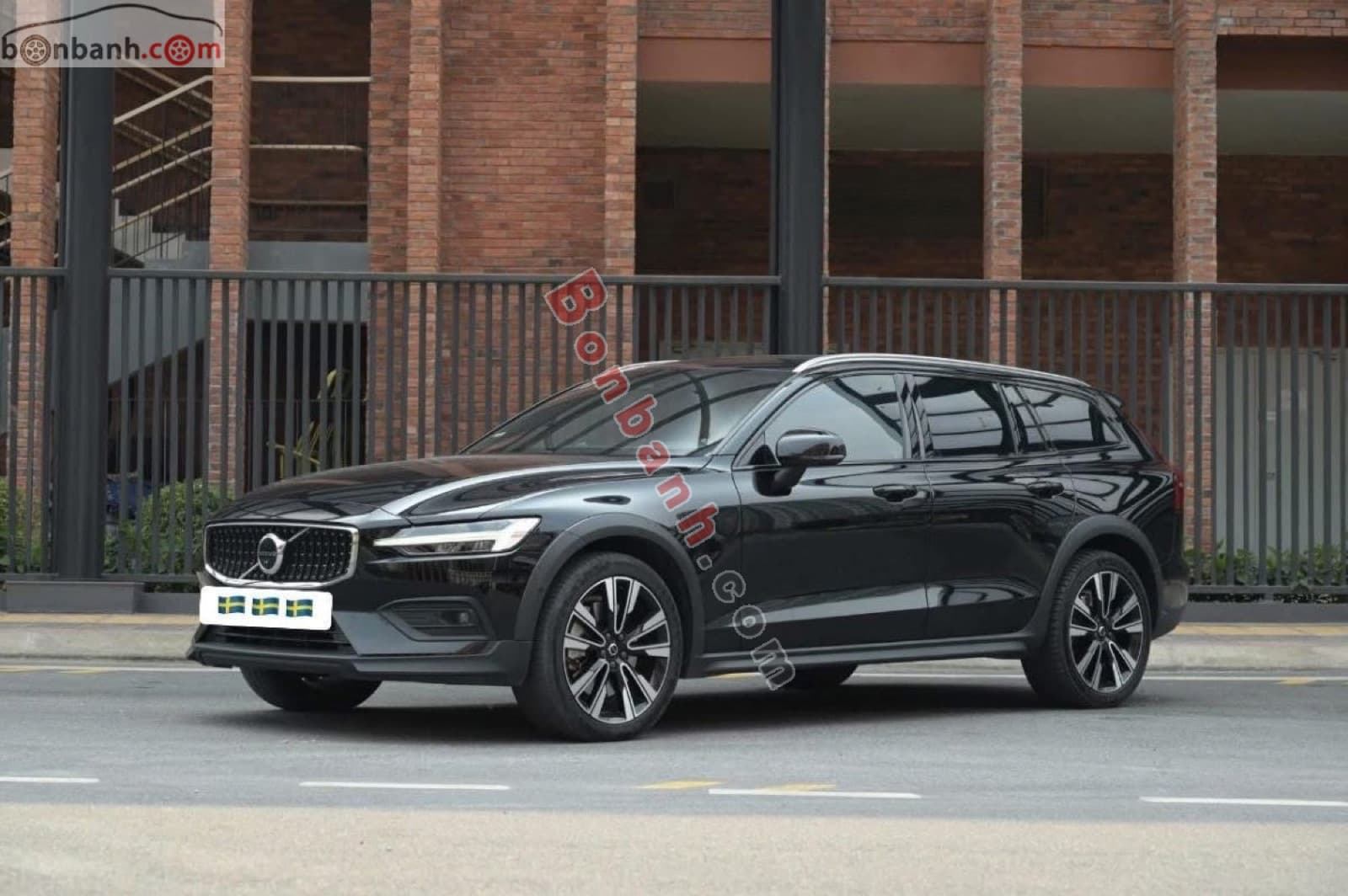 2022 Volvo V60 Cross Country B5 AWD - ảnh nhỏ 2