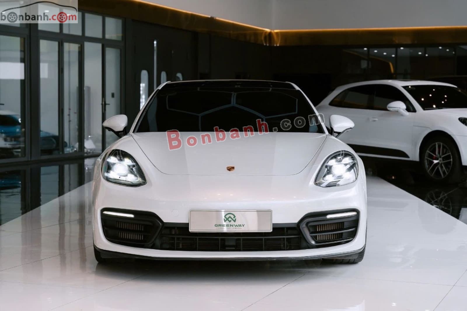 2020 Porsche Panamera 4 Executive