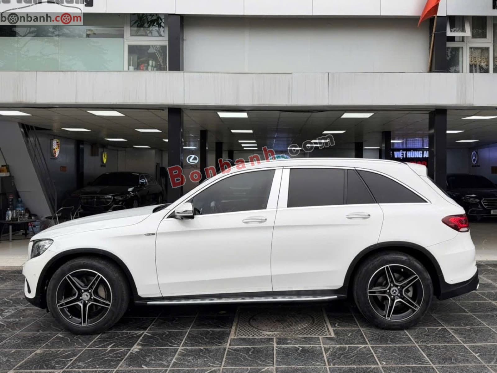 2018 Mercedes-Benz GLC 250 4Matic - ảnh nhỏ 3