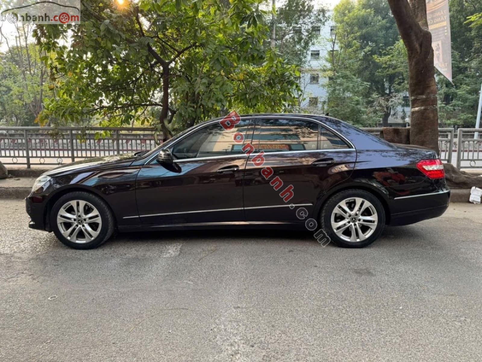 2010 Mercedes-Benz E class E250 - ảnh nhỏ 3