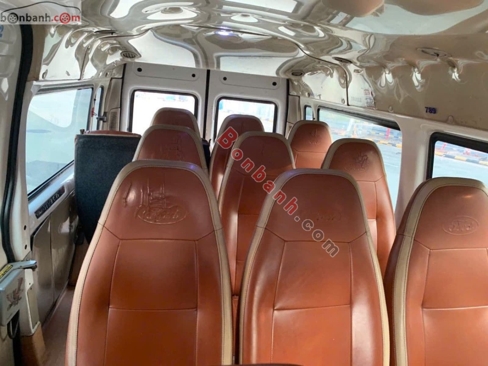 2019 Ford Transit Luxury - ảnh nhỏ 9
