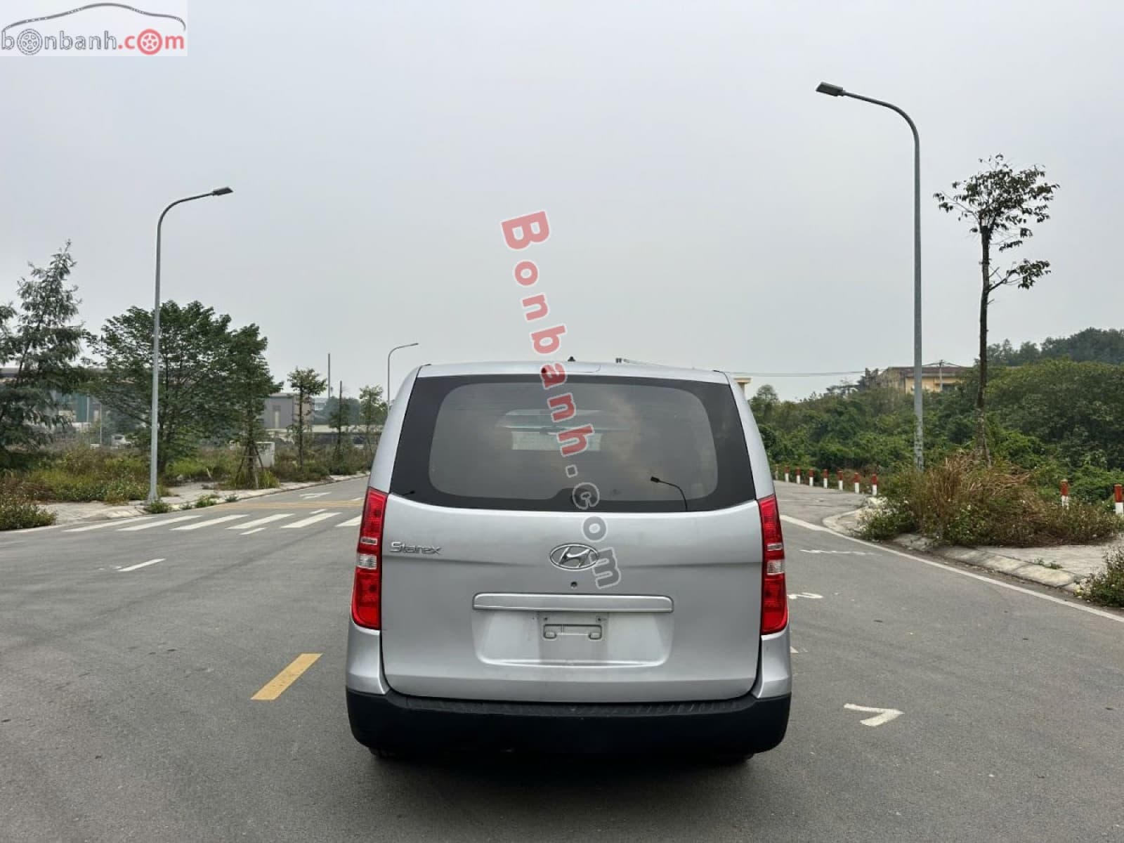 2016 Hyundai Grand Starex Van 2.5 MT - ảnh nhỏ 4