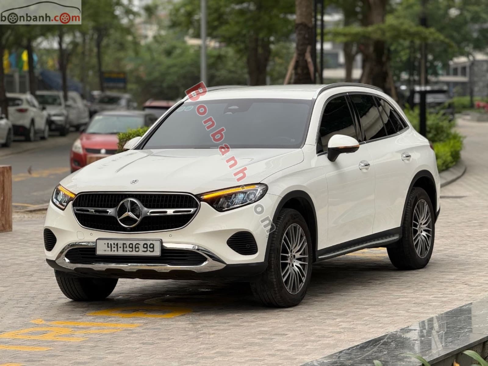 2023 Mercedes-Benz GLC 200 4Matic - ảnh nhỏ 2