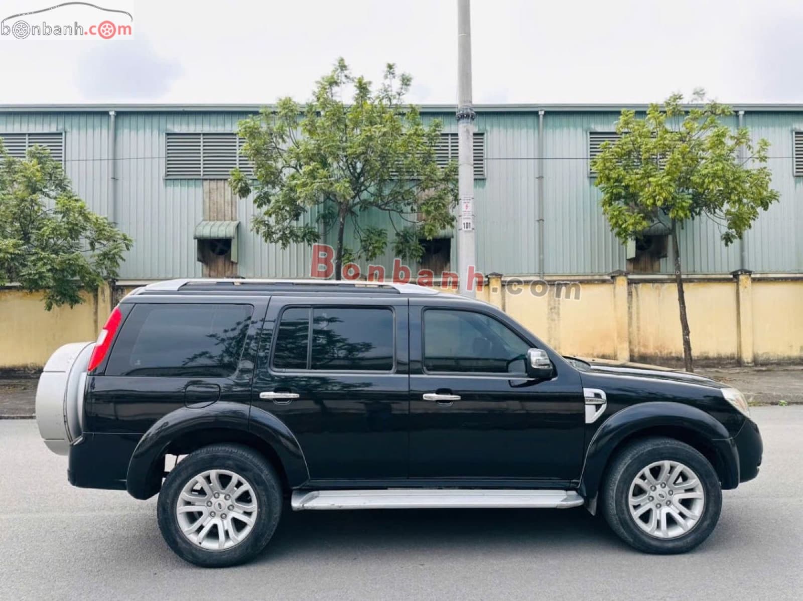 2013 Ford Everest 2.5L 4x4 MT - ảnh nhỏ 2