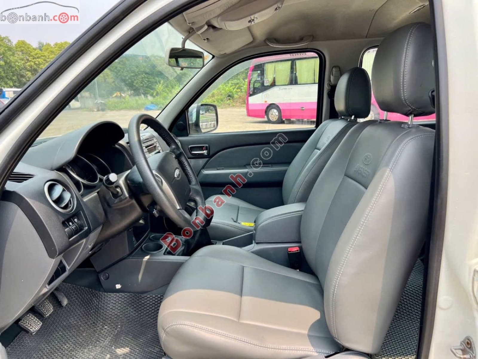2014 Ford Everest 2.5L 4x2 MT - ảnh nhỏ 8