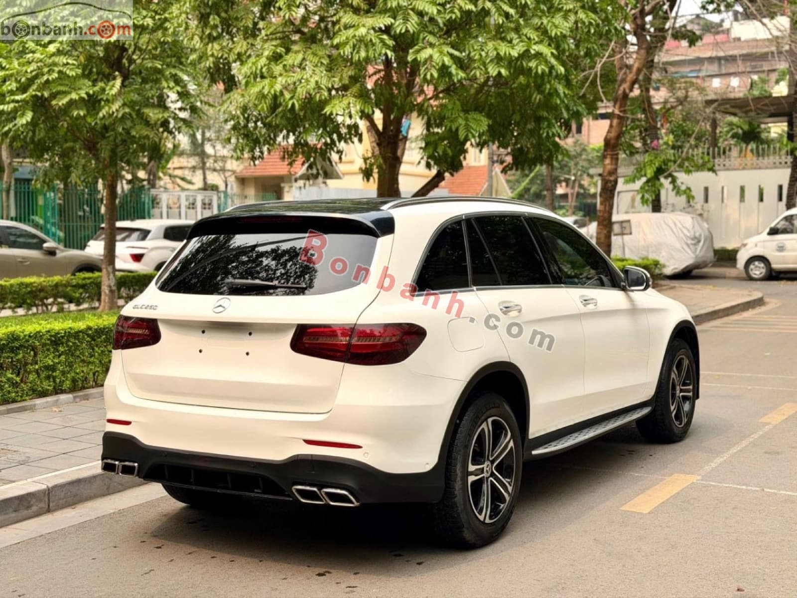 2016 Mercedes-Benz GLC 250 4Matic - ảnh nhỏ 3