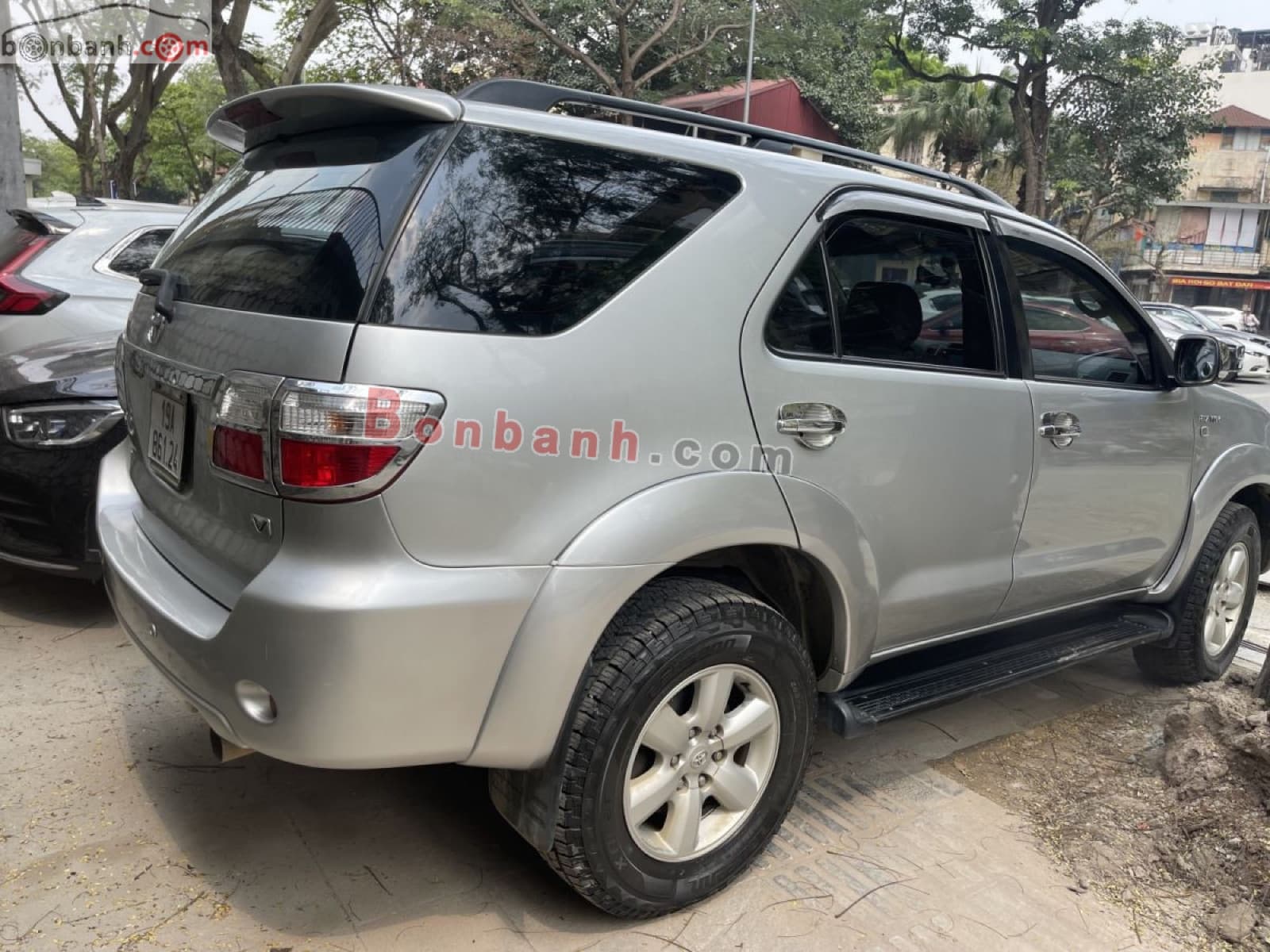 2010 Toyota Fortuner 2.7V 4x4 AT - ảnh nhỏ 3