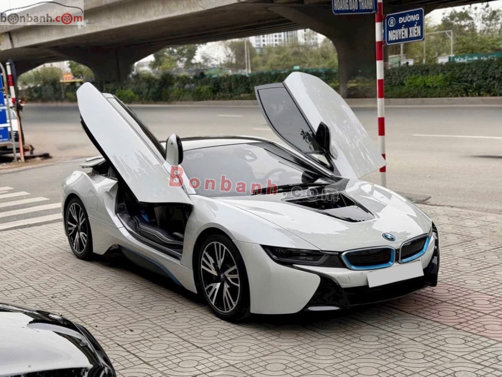 2015 BMW i8 1.5L Hybrid - ảnh nhỏ 2