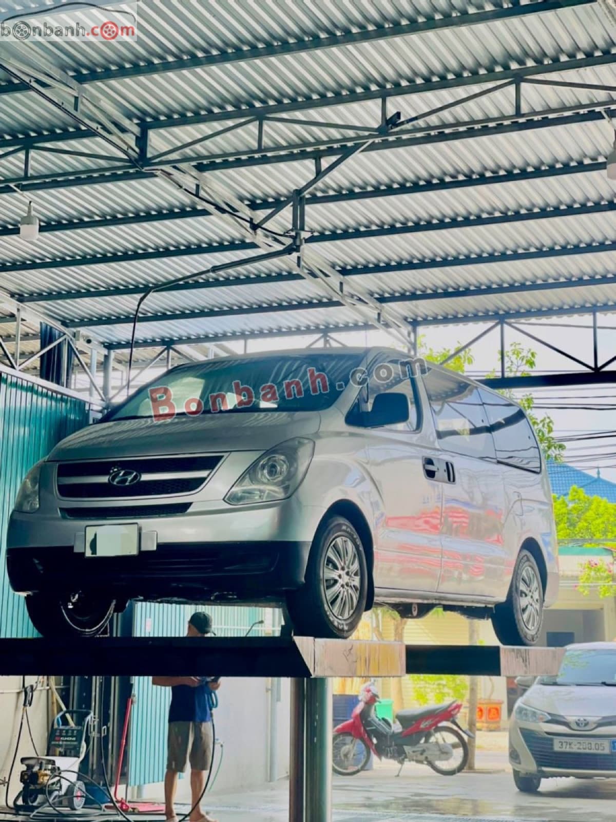 2007 Hyundai Grand Starex 2.5 MT
