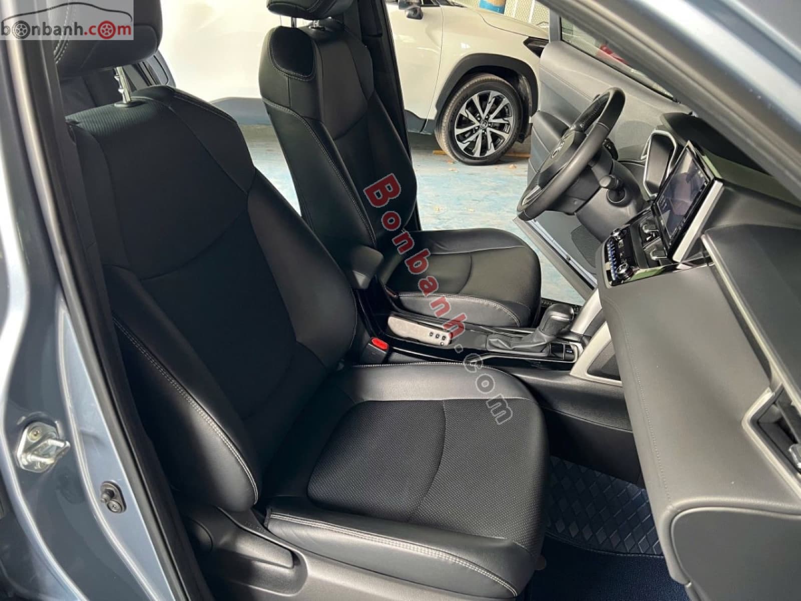 2021 Toyota Corolla Cross 1.8V - ảnh nhỏ 9