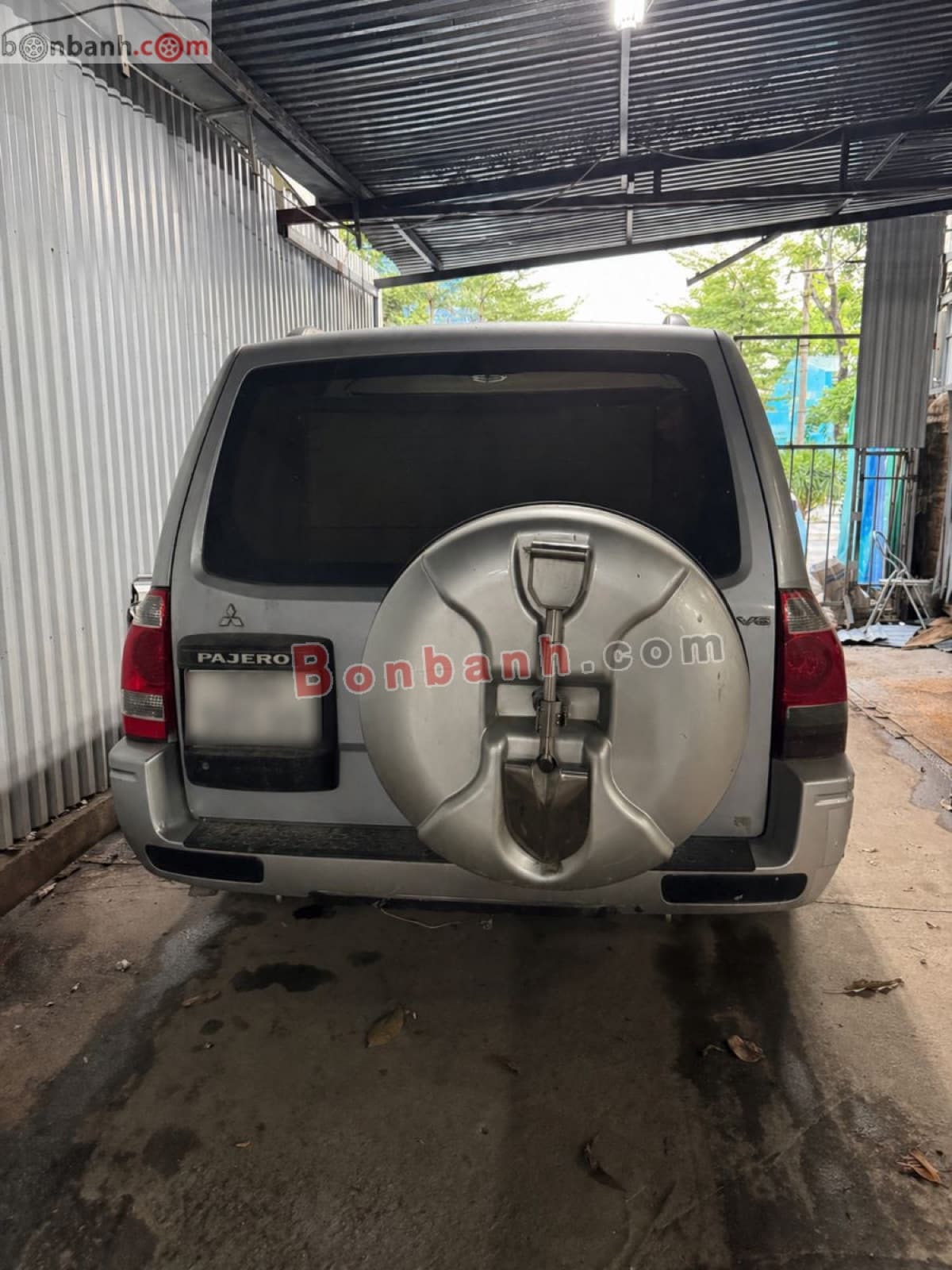 2004 Mitsubishi Pajero 3.0