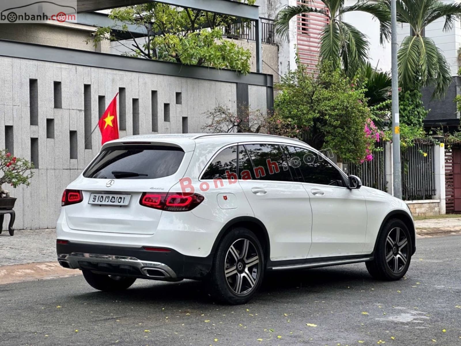 2021 Mercedes-Benz GLC 200 4Matic - ảnh nhỏ 4