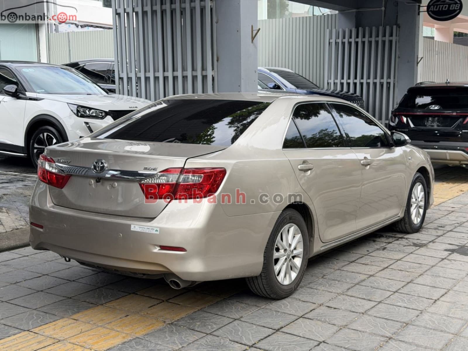 2014 Toyota Camry 2.0E - ảnh nhỏ 3