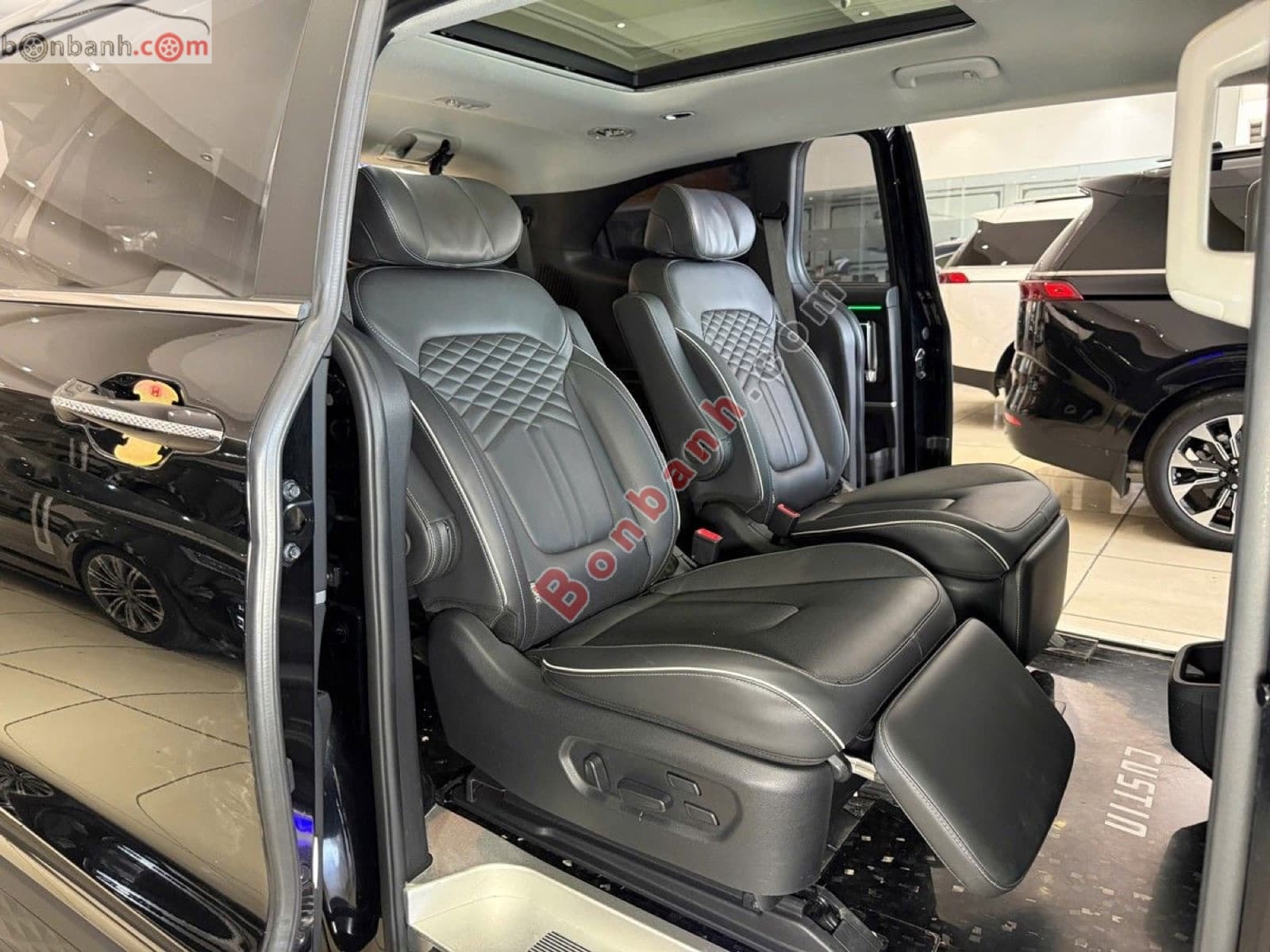 2023 Hyundai Custin Cao Cấp 2.0T - ảnh nhỏ 10
