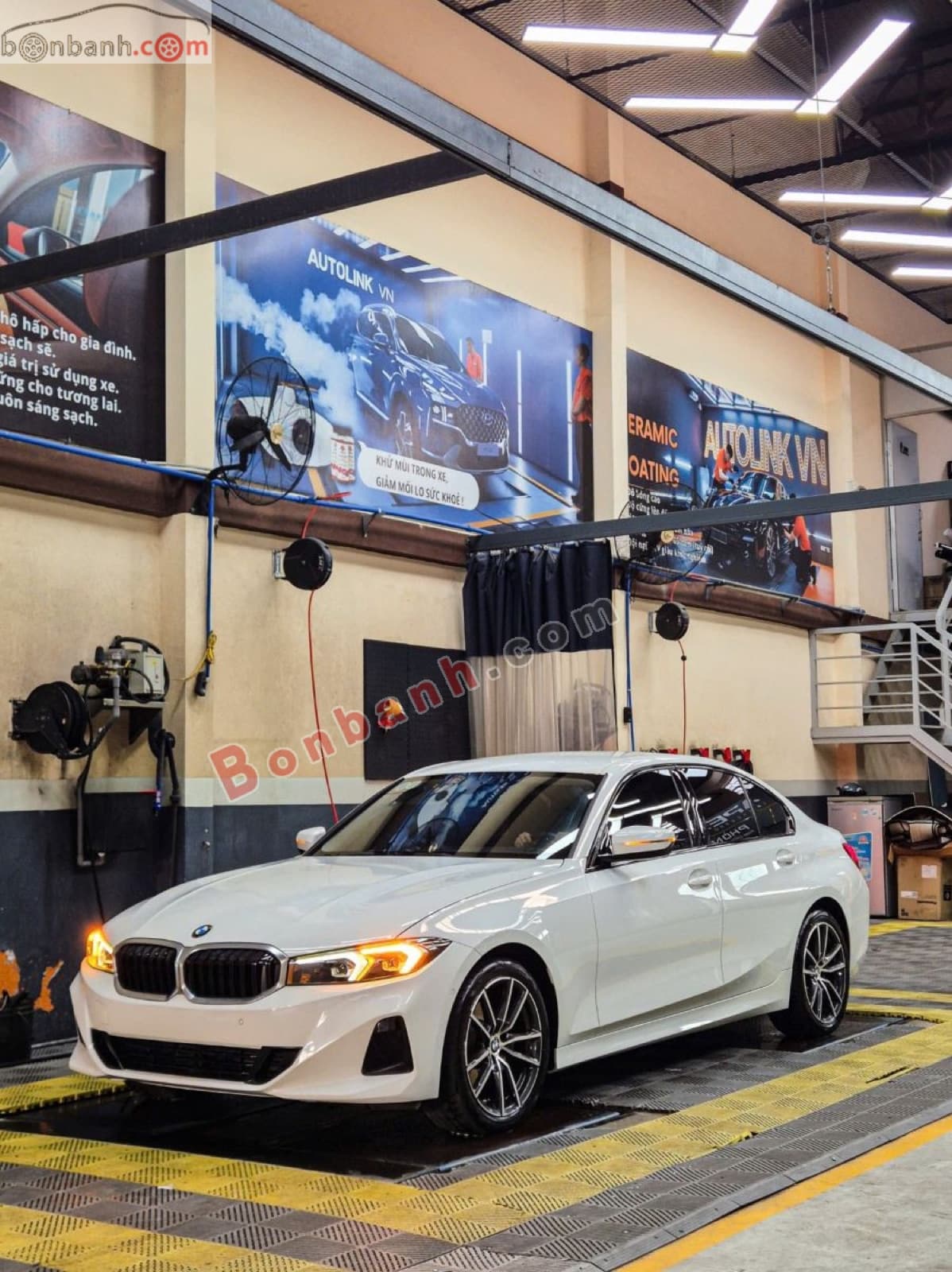 2024 BMW 3 Series 320i Sport Line