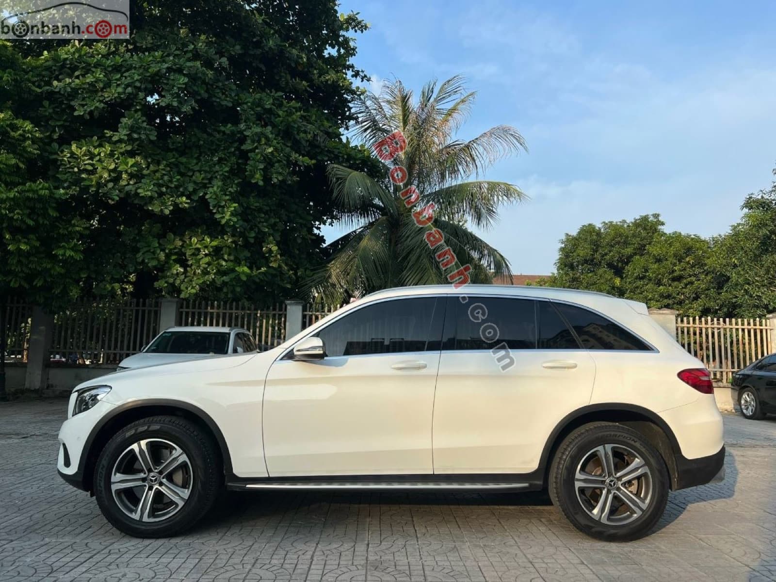 2017 Mercedes-Benz GLC 250 4Matic - ảnh nhỏ 5