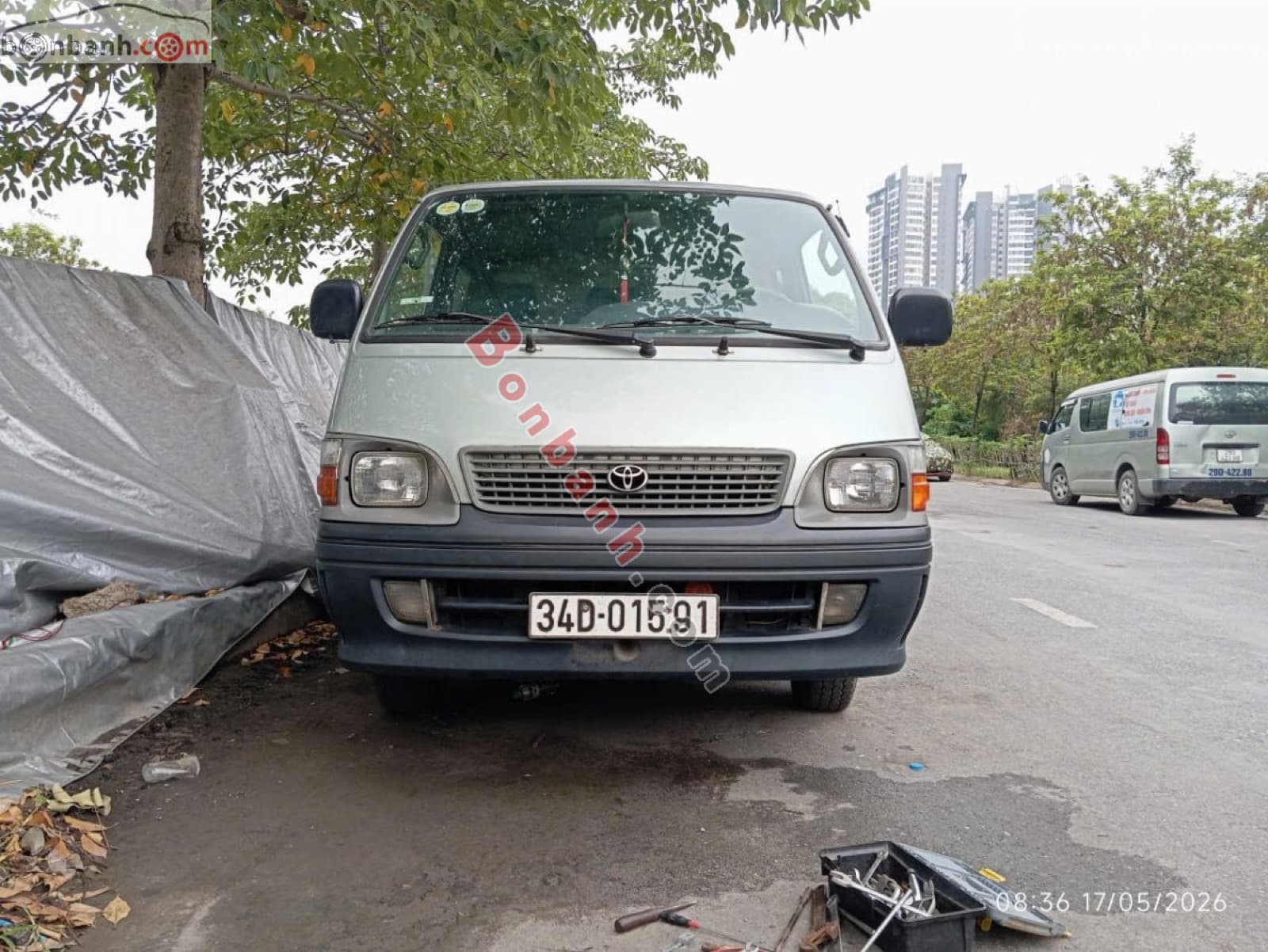 2004 Toyota Hiace Van 2.4