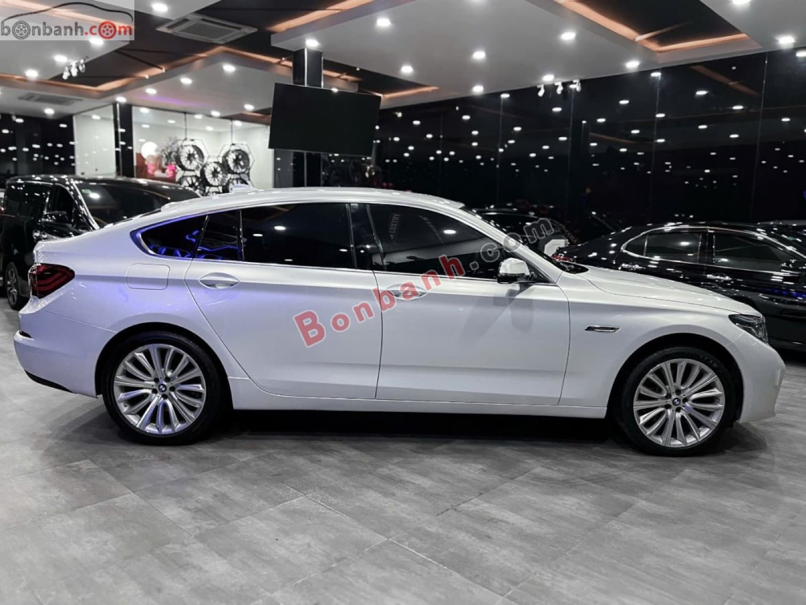2013 BMW 5 Series 528i GT - ảnh nhỏ 4